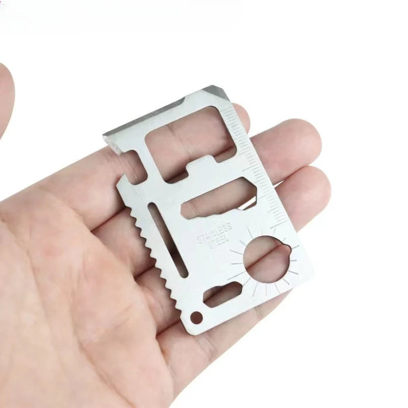 Carte de Survie 11 en 1