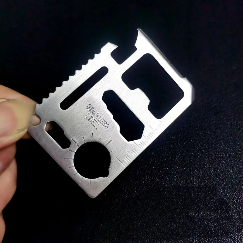 Carte de Survie 11 en 1