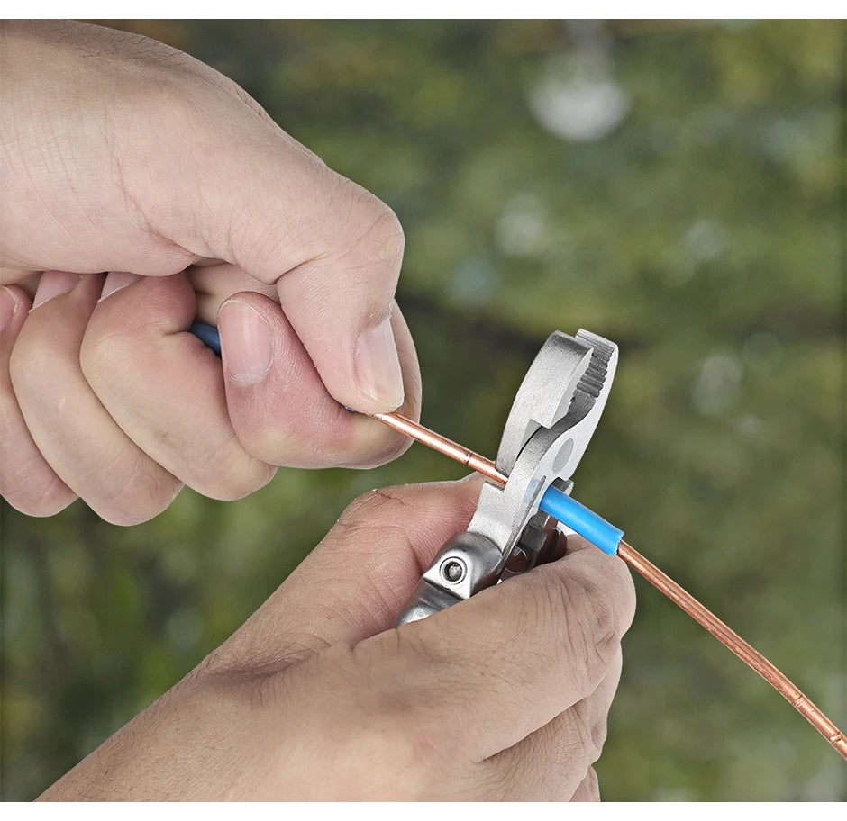 Multi-Outils 9 en 1 SWISS TECH