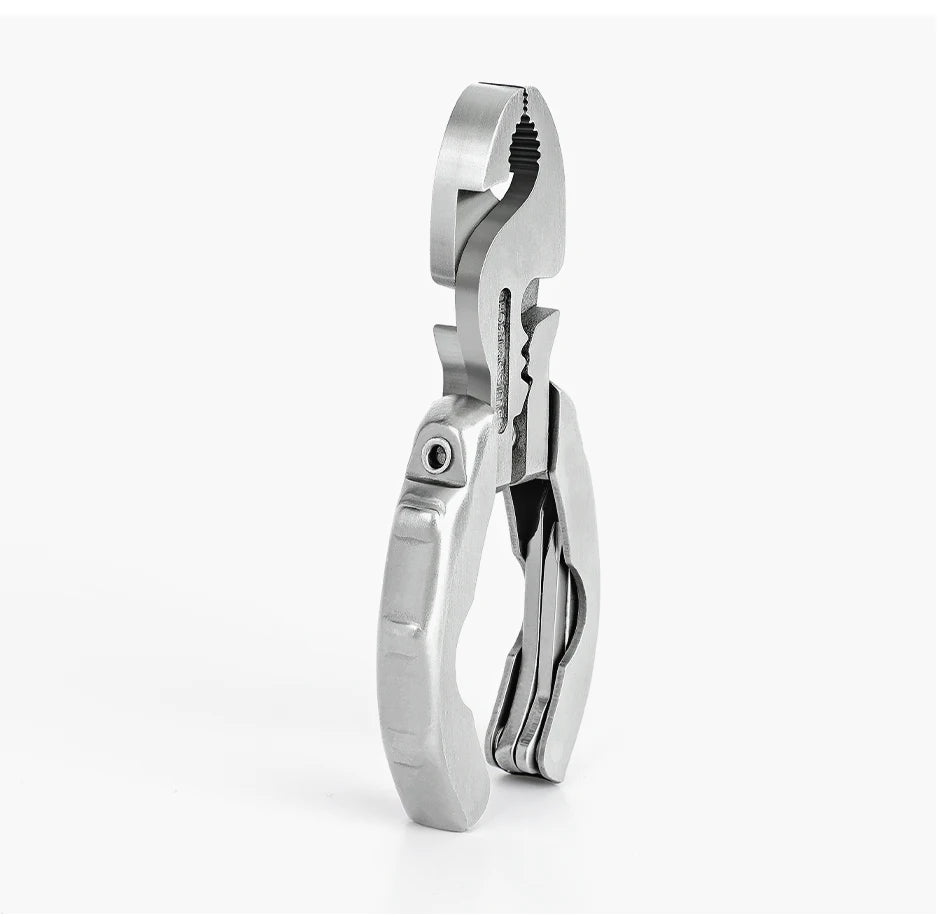 Multi-Outils 9 en 1 SWISS TECH