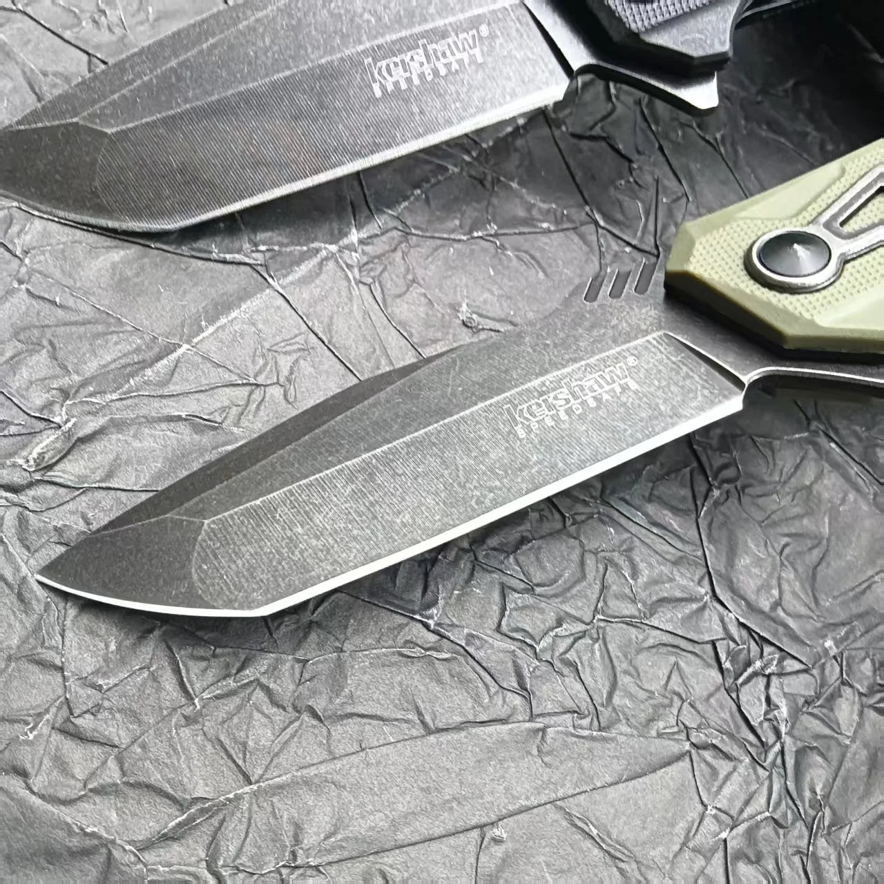 Couteau Pliant de Survie